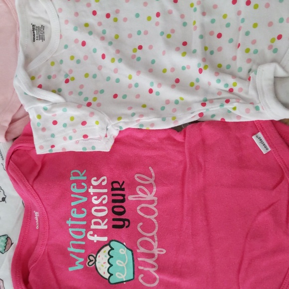 Cupcake themed onesies - Picture 3 of 3